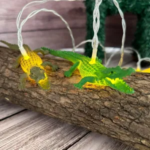 Crocodile String Lights for Kids 10LED 6.8ft Novelty Light Indoor Battery Operated Children Gift Plastic Toy Super Fun Bedroom Nursery Birthday Party Christmas Home Bedroom Decoration