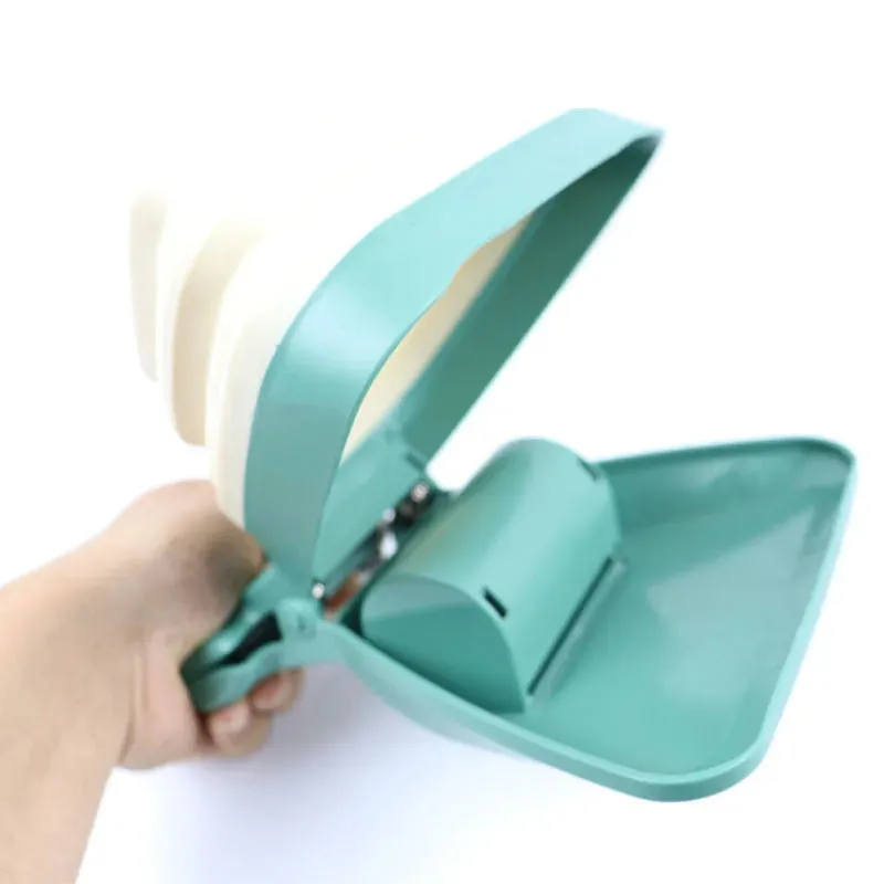 DOG POOP SCOOPER