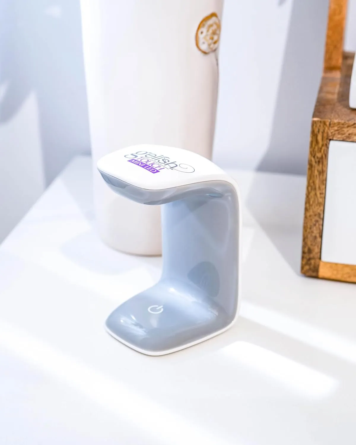 Gelish MINI Touch LED Light – Portable & Rechargeable LED Curing Light for Soft Gel Tips & Quick Gel Nail Repairs, Touch Activated, 30-Second Cure, USB Cable Included.