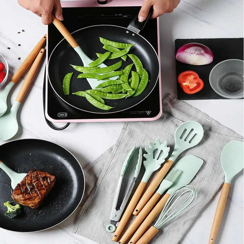 Green Silicone Utensils Cooking Kitchenware Tool Set With Wooden Multifunction Handle Non-Stick Spatula Ladle Egg Beaters Shovel