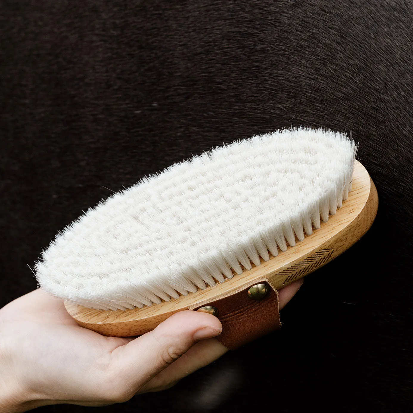 Grooming Deluxe Small Overall Brush Soft
