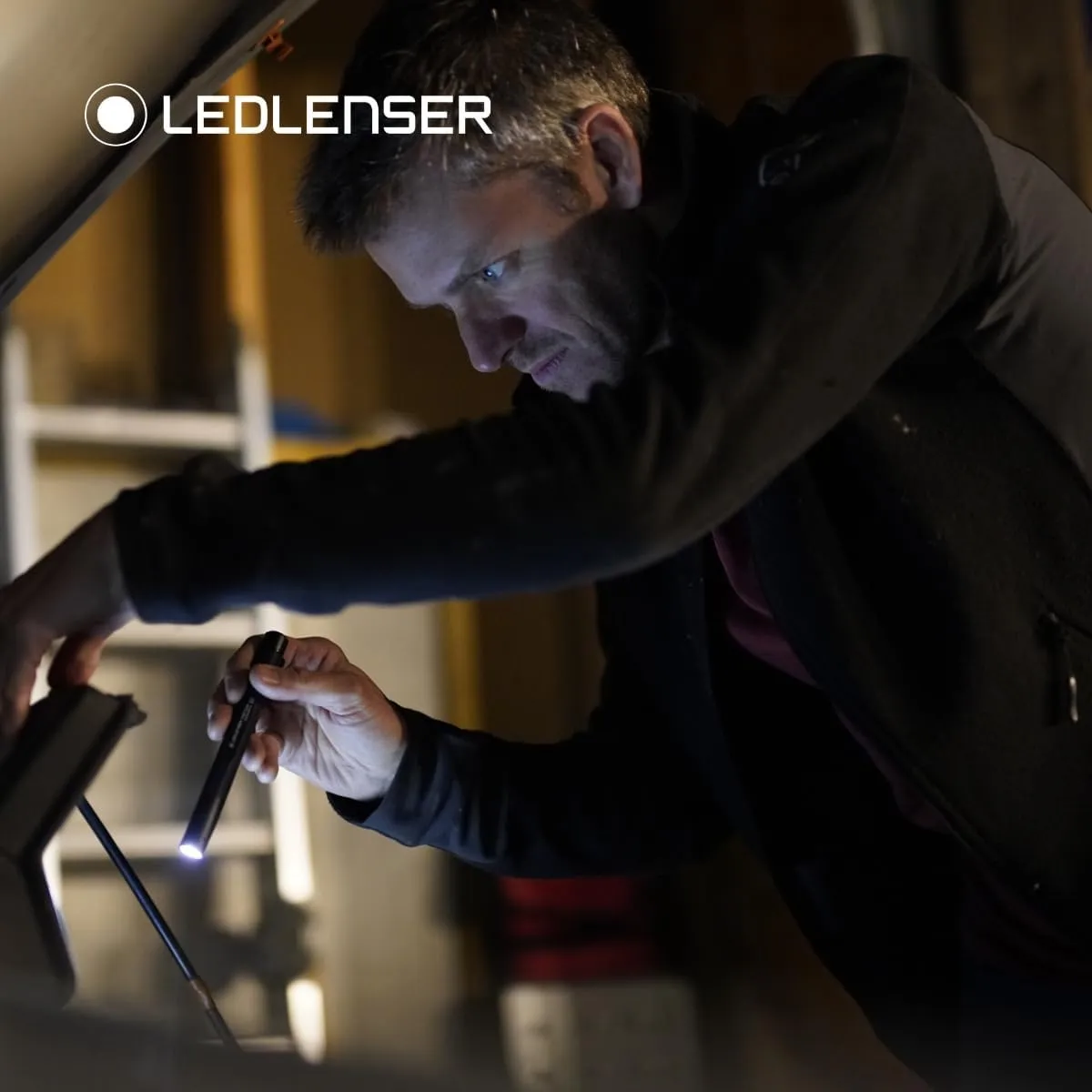 Ledlenser 502598 P4 Core Handy Light, Pen Light, Compatible with Alkaline Batteries