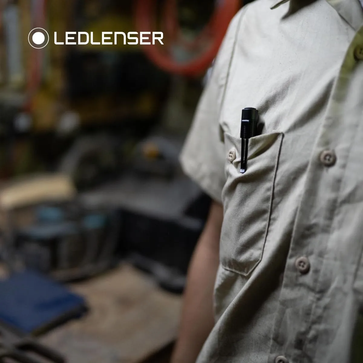 Ledlenser 502598 P4 Core Handy Light, Pen Light, Compatible with Alkaline Batteries