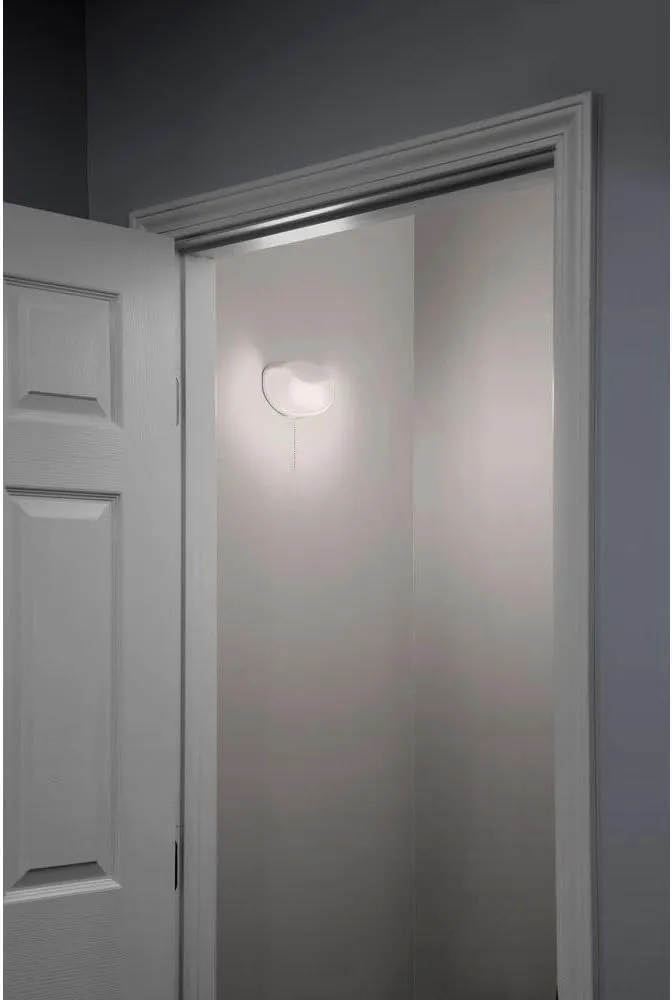 Lithonia Lighting 7 Inch Flush Mount LED Ceiling Light with Motion Sensor,120 Volts, 10 Watts, Wet Listed, 575 Lumens, White (FMMCL 840 PIR M4)