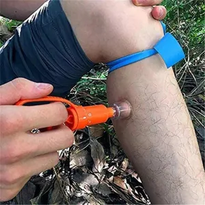 Outdoor Venom Extractor Pump - First Aid Kit for Snake, Mosquito, Bee Bites - Survival Vacuum Suction Pump for Camping and Hiking