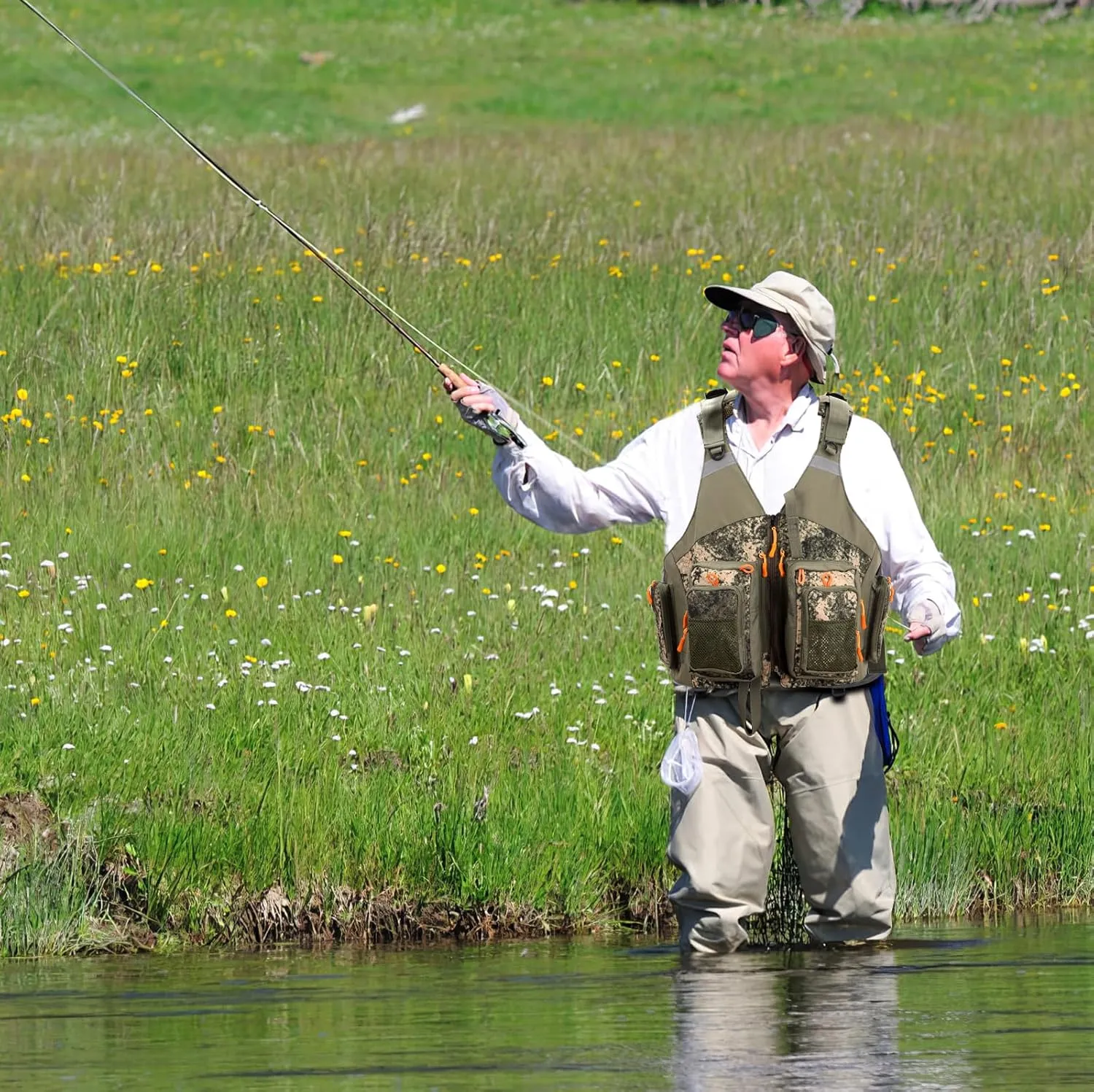 PELLOR Fly Fishing Vest, Fishing Gear Outdoor Backpack Breathable Mesh Fishing Vest Backpack for Camping Hunting